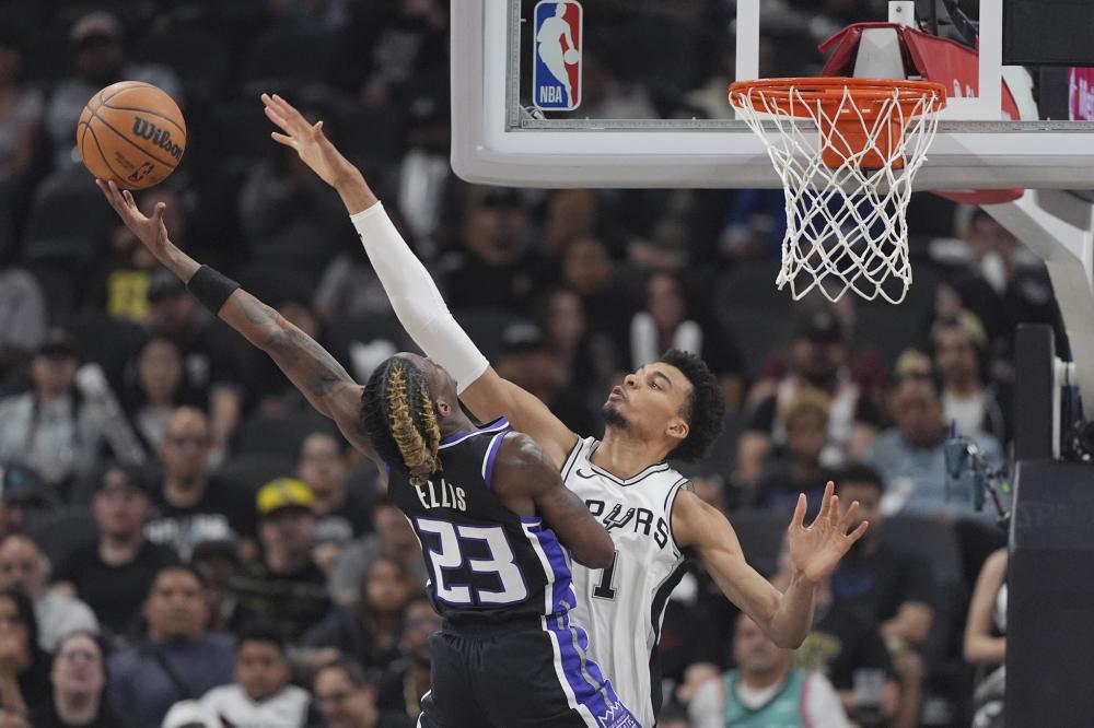 至季后赛席 至季后赛席